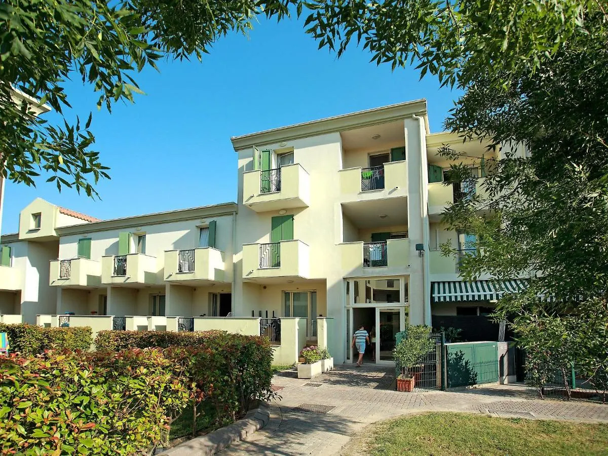 Apartment Robinia-Pinetine-3 By Interhome Duna Verde