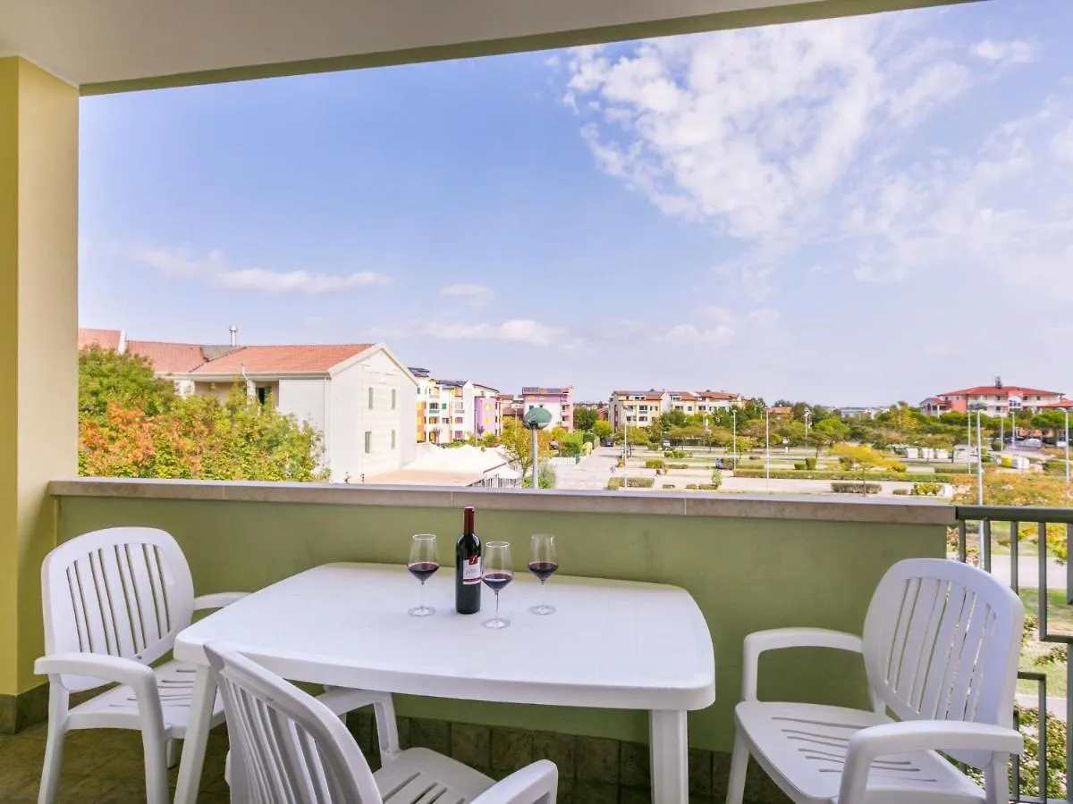 Apartment Robinia-Pinetine-3 By Interhome Duna Verde Italy