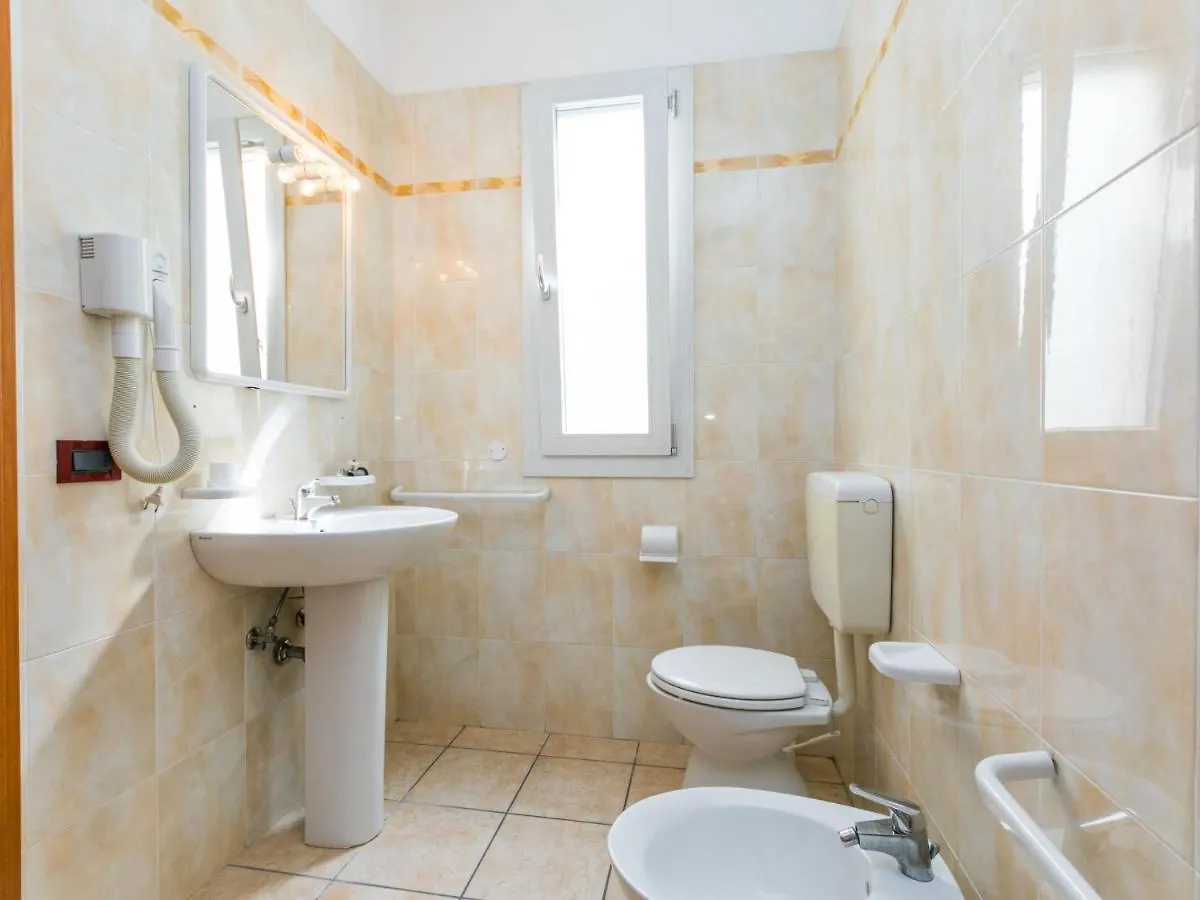 Apartment Robinia-Pinetine-3 By Interhome Duna Verde